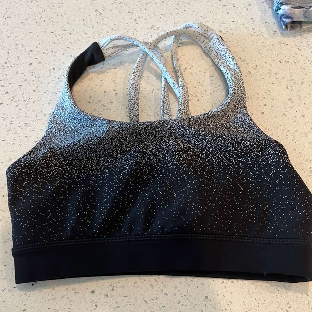 Lululemon size 2 sports bra. New without tags.